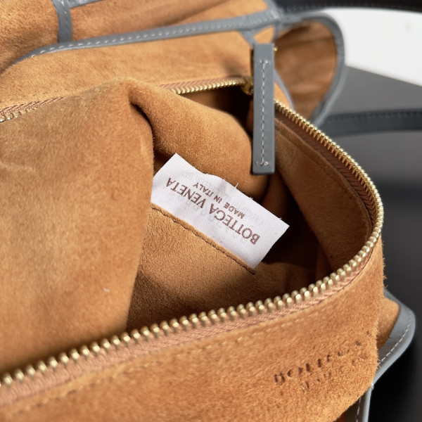 Bo*te*ga ve*ne*ta arco-48x13x27.5cm