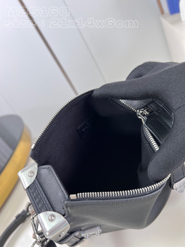 l**is V*t*n side trunk pm-21*14*6cm