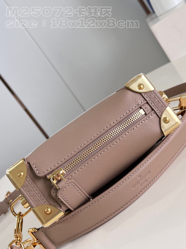 l**is V*t*n side trunk pm-18*12.5*8cm