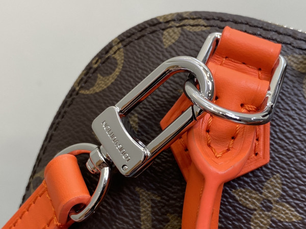 l**is V*t*n nano alma-18*12*8cm