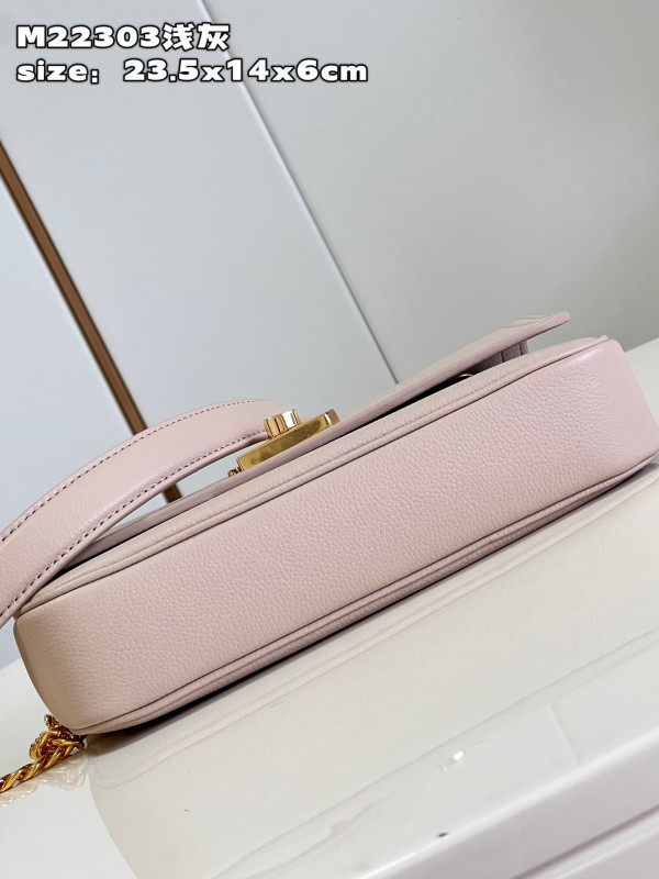 l**is V*t*n twist-23.5*14*6 cm