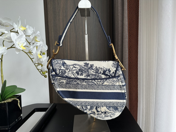 D*or saddle bag-25.5*20*6.5 cm