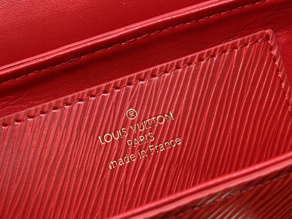 l**is V*t*n twist-19*10.5*6.5cm