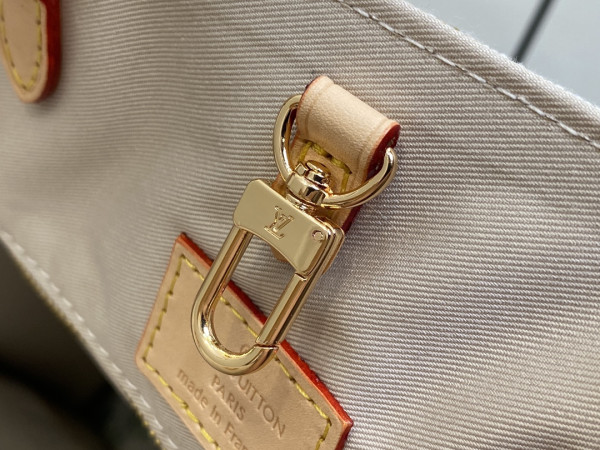 l**is V*t*n onthego mm-35*27*14cm