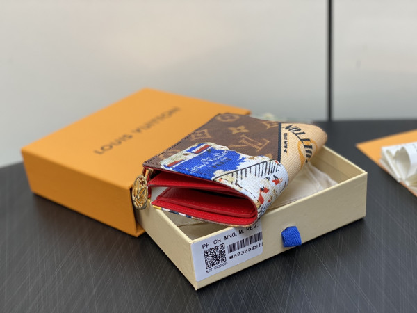 l**is V*t*n lisa wallet - 9*11.5*1.5cm