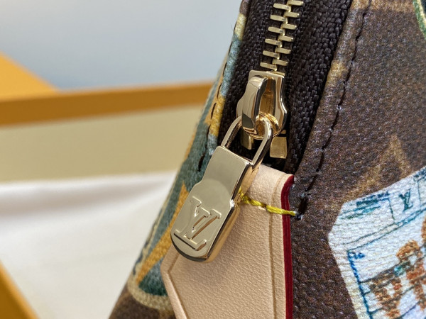 l**is V*t*n cosmetic pouch