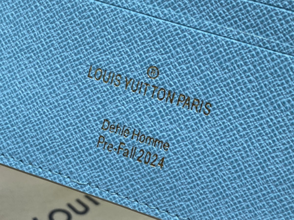 l**is V*t*n multiple wallet-11.5*9*1.5cm