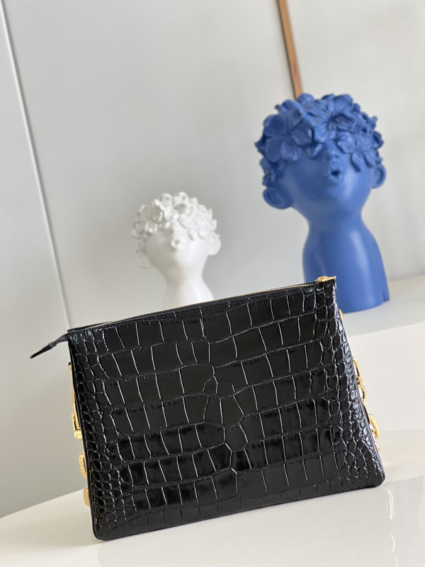 l**is V*t*n coussin pm-26*20*12cm