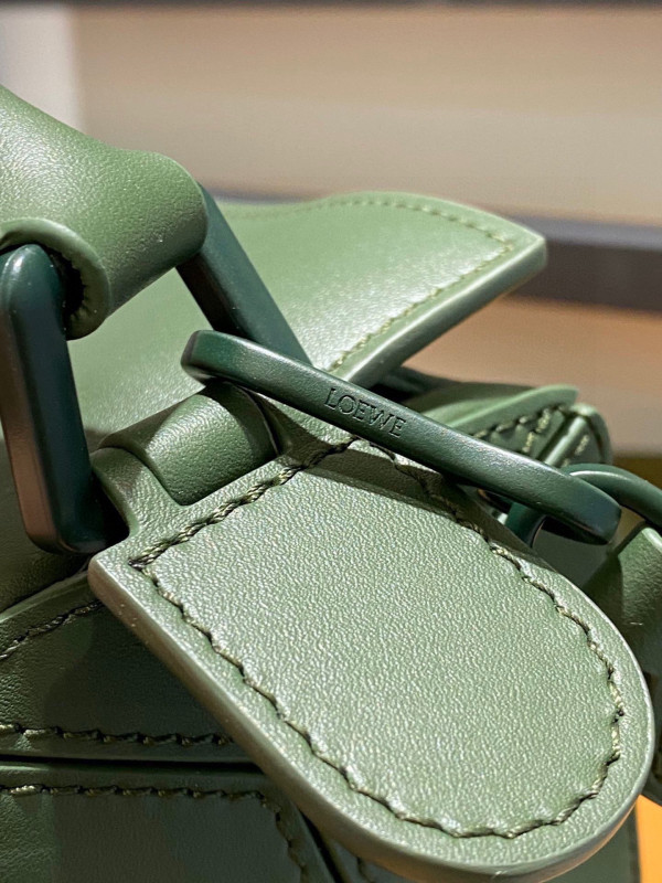 LOEWE Small Puzzle Bumbag-24*10*14cm