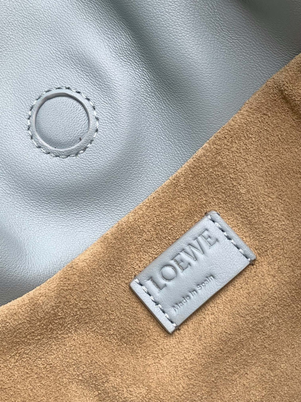 LOEWE Flamenco clutch- 24.5*30*10.5cm