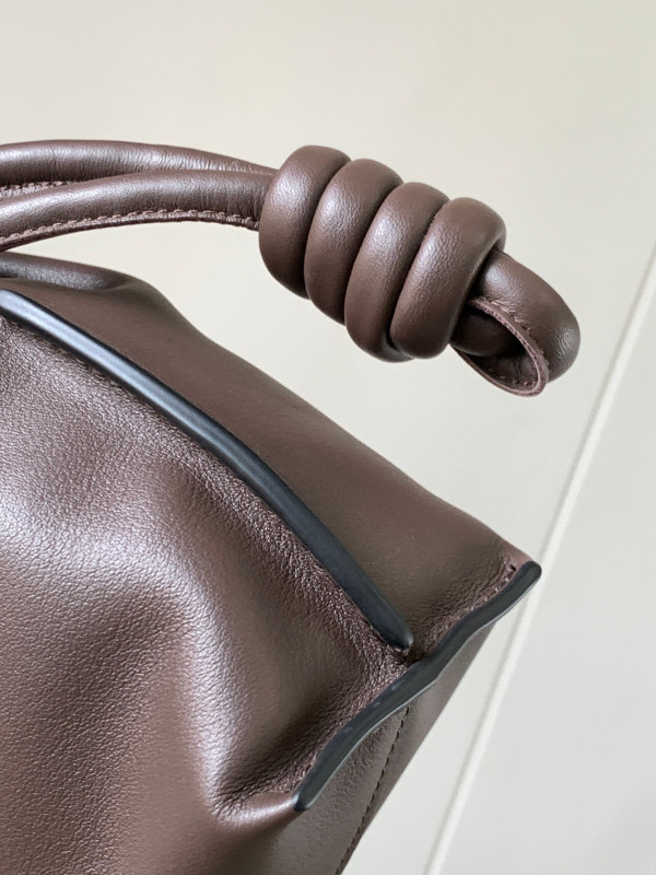 LOEWE Mini Flamenco clutch-23*18*9cm