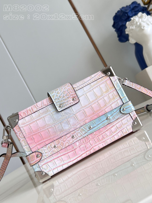 l**is V*t*n petite malle