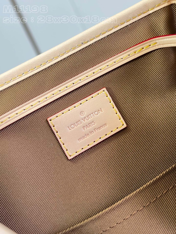 l**is V*t*n montsouris pm