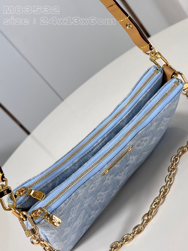 l**is V*t*n liv pochette double -24.5*13.5*6.5cm
