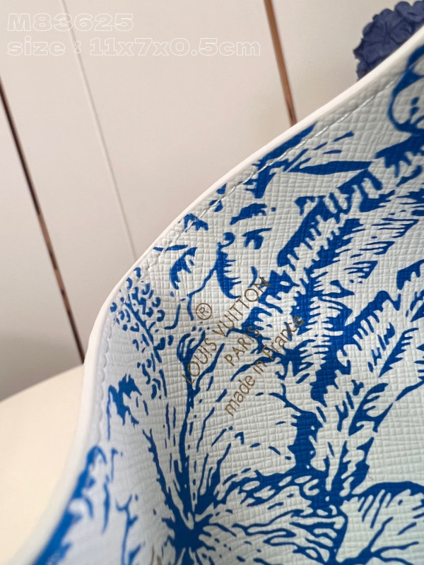 l**is V*t*n card holder-11*7*0.5cm