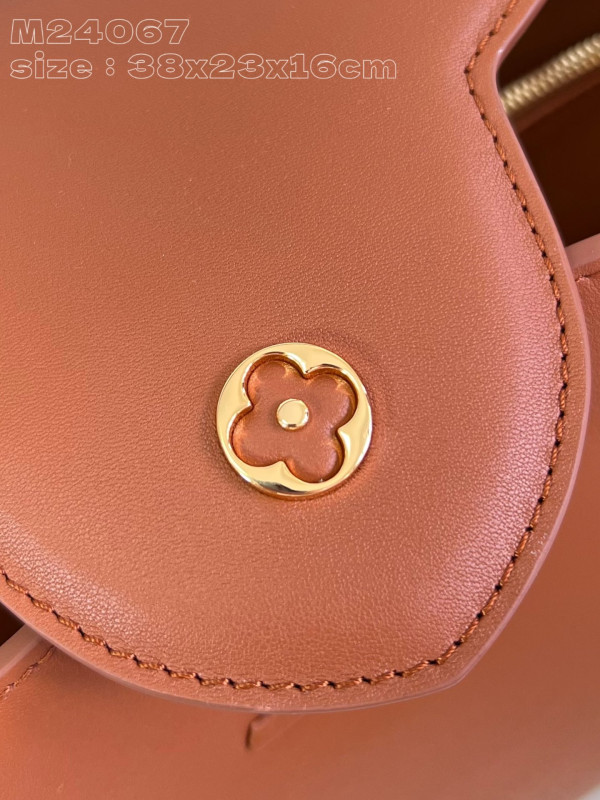 l**is V*t*n capucines gm souple-38*23*16cm