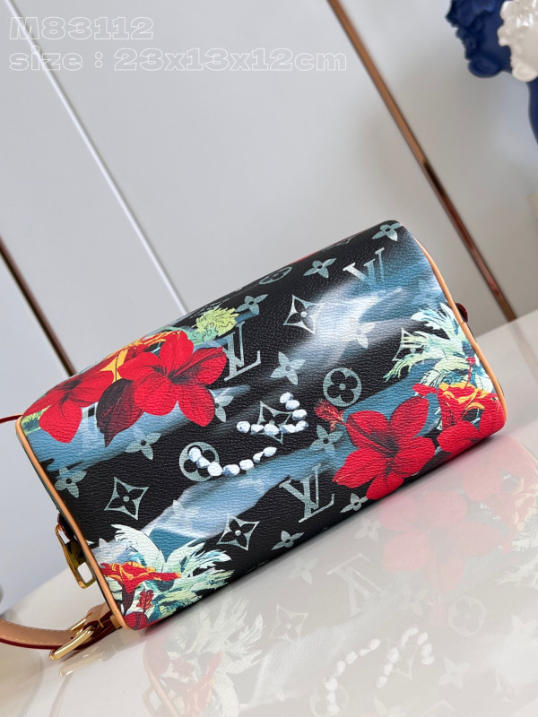 l**is V*t*n locker dopp kit bag-23*13*12cm