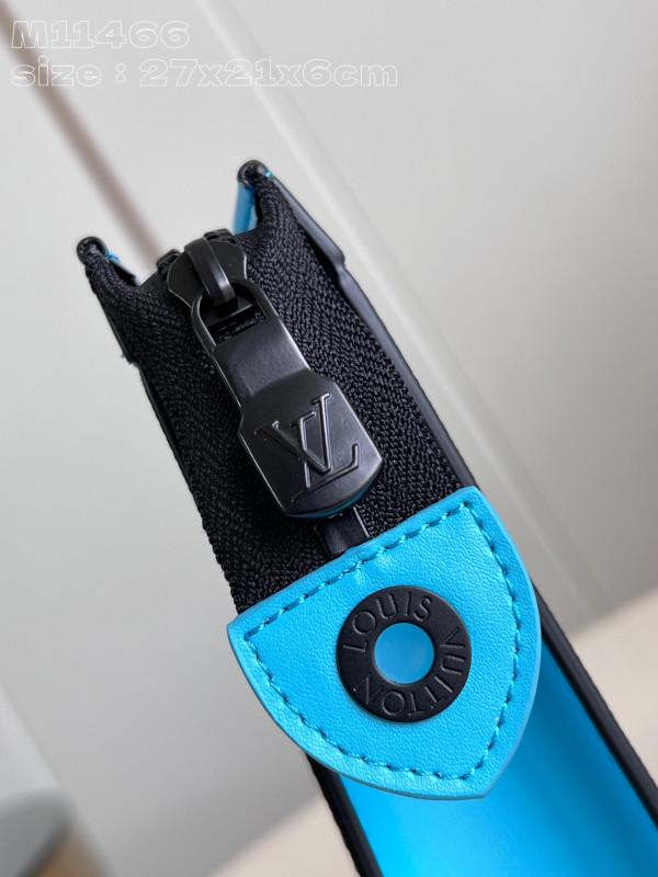 l**is V*t*n pochette voyage-27*21*6cm