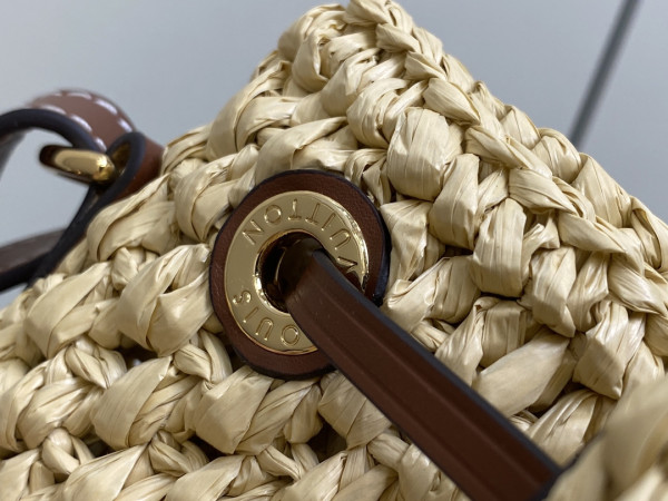 l**is V*t*n noé bb-22*24*15cm