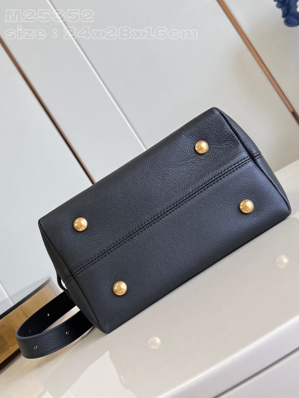 l**is V*t*n low key hobo jh-24*28*16cm