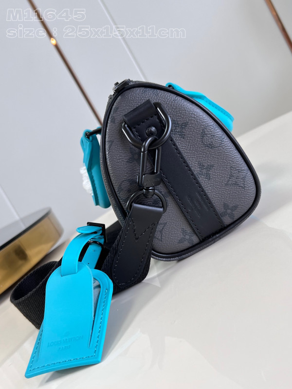 l**is V*t*n keepall bandouliÈre 25