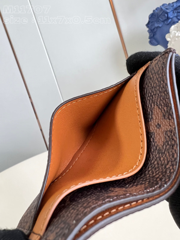 l**is V*t*n card holder-11*7*0.5cm