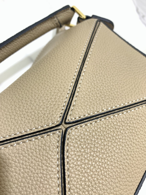 LOEWE PUZZLE BAG-18*12*7.5CM