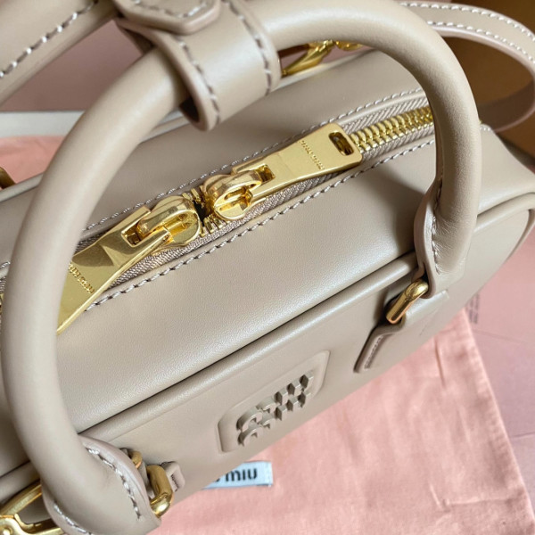 MIUMIU Arcadie leather bag-22X10.5X7.5Cm