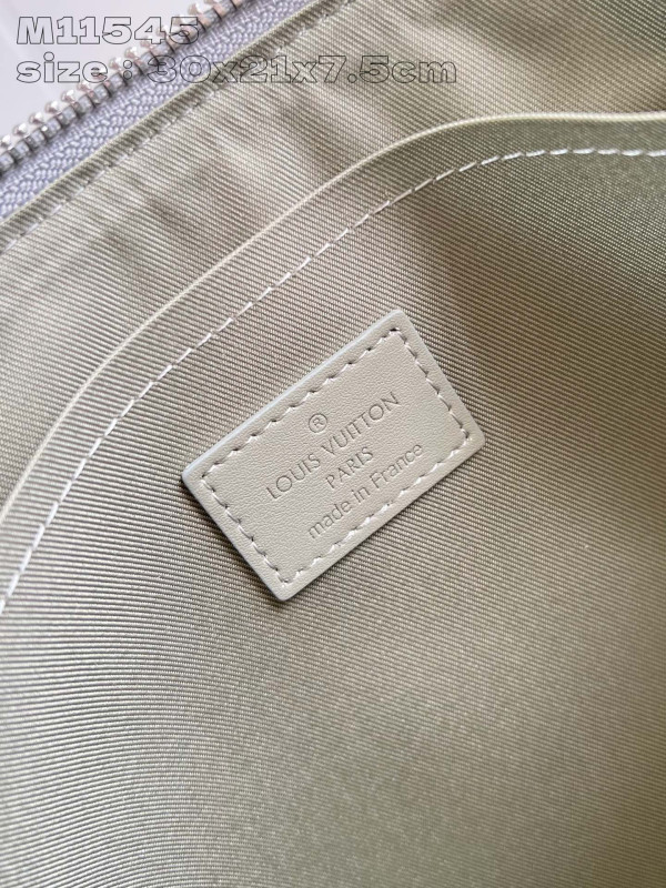 l**is V*t*n pochette voyage souple-30*21*7.5cm