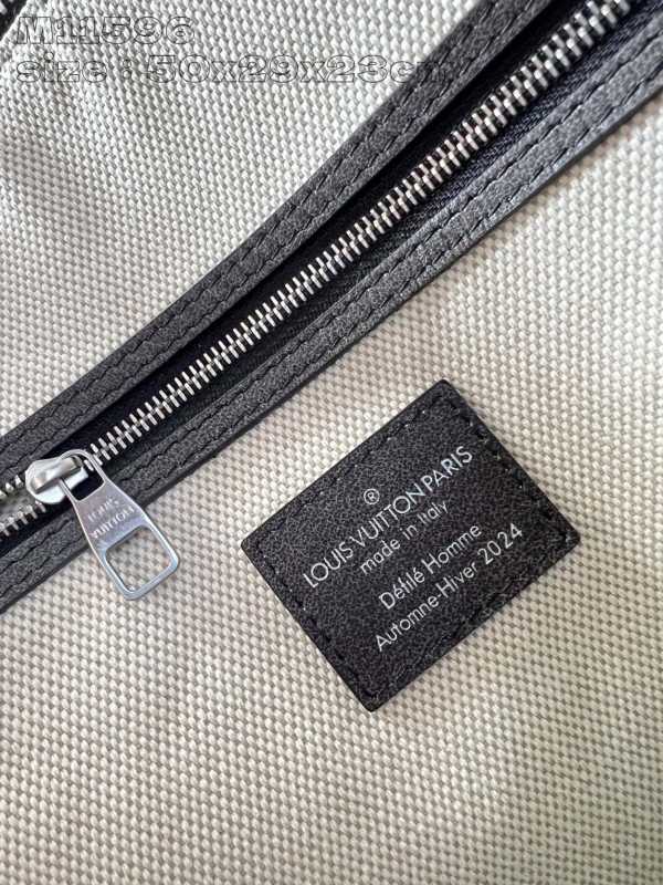 l**is V*t*n keepall bandouliÈre 50