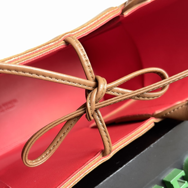 Bo*te*ga ve*ne*ta small arco tote bag