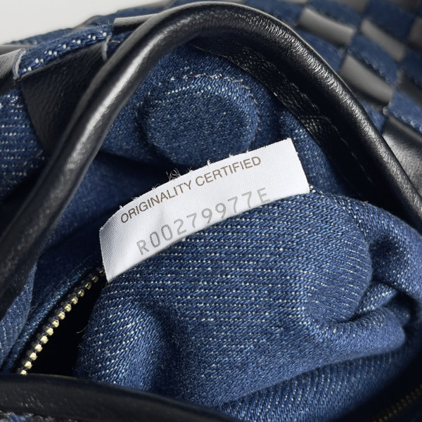 Bo*te*ga ve*ne*ta medium hop