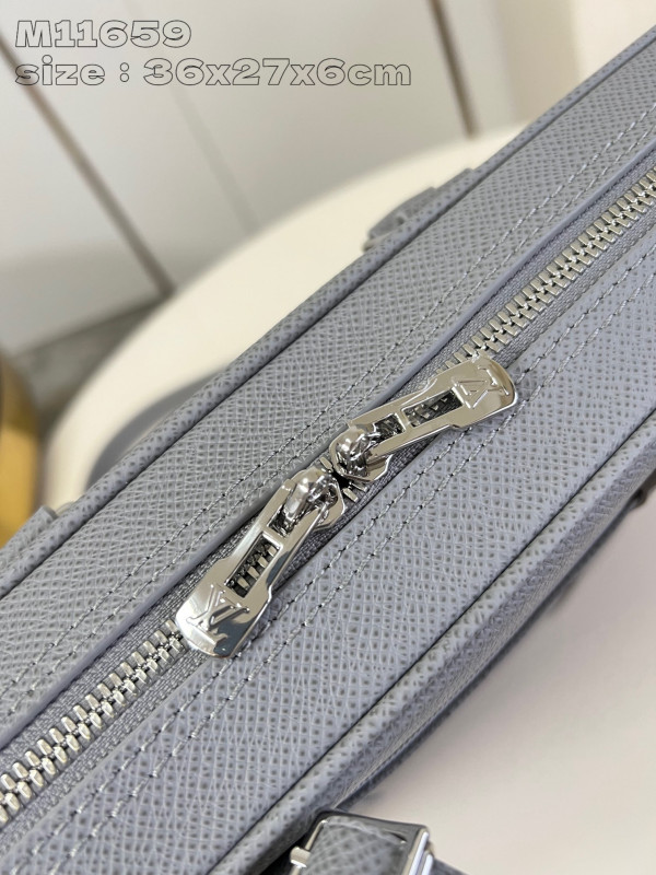 l**is V*t*n porte documents voyage-36.5*27.5*6cm