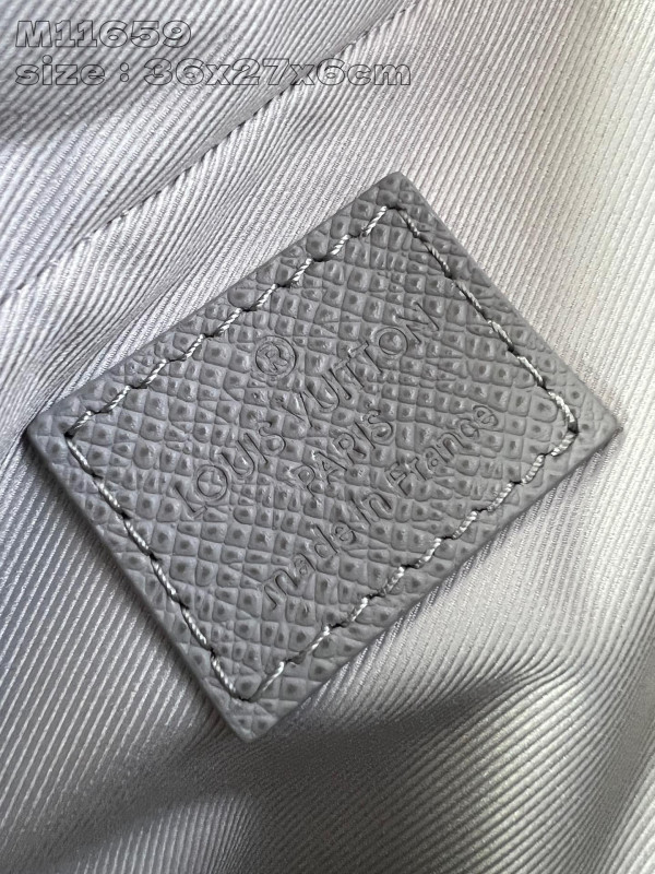 l**is V*t*n porte documents voyage-36.5*27.5*6cm